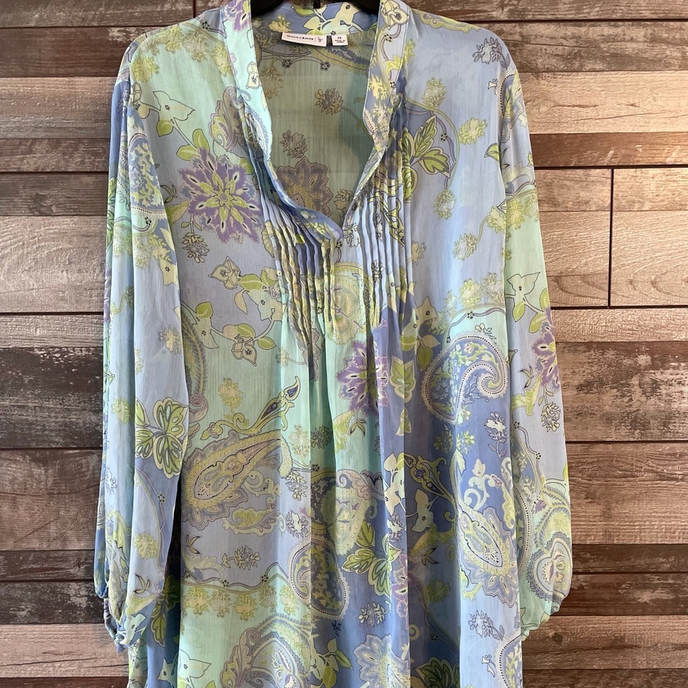 Susan Graver sheer top size 2X, blue green purple